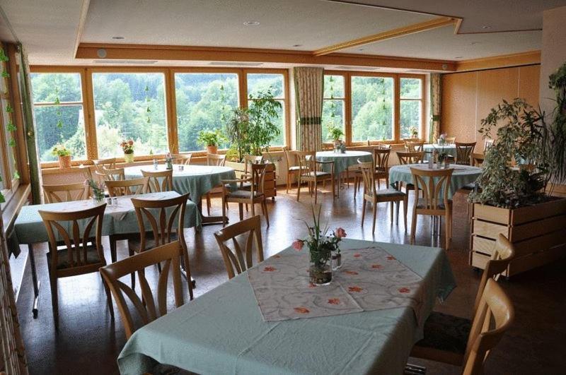 Landgasthof Hoelzle Waldstetten  Exterior photo